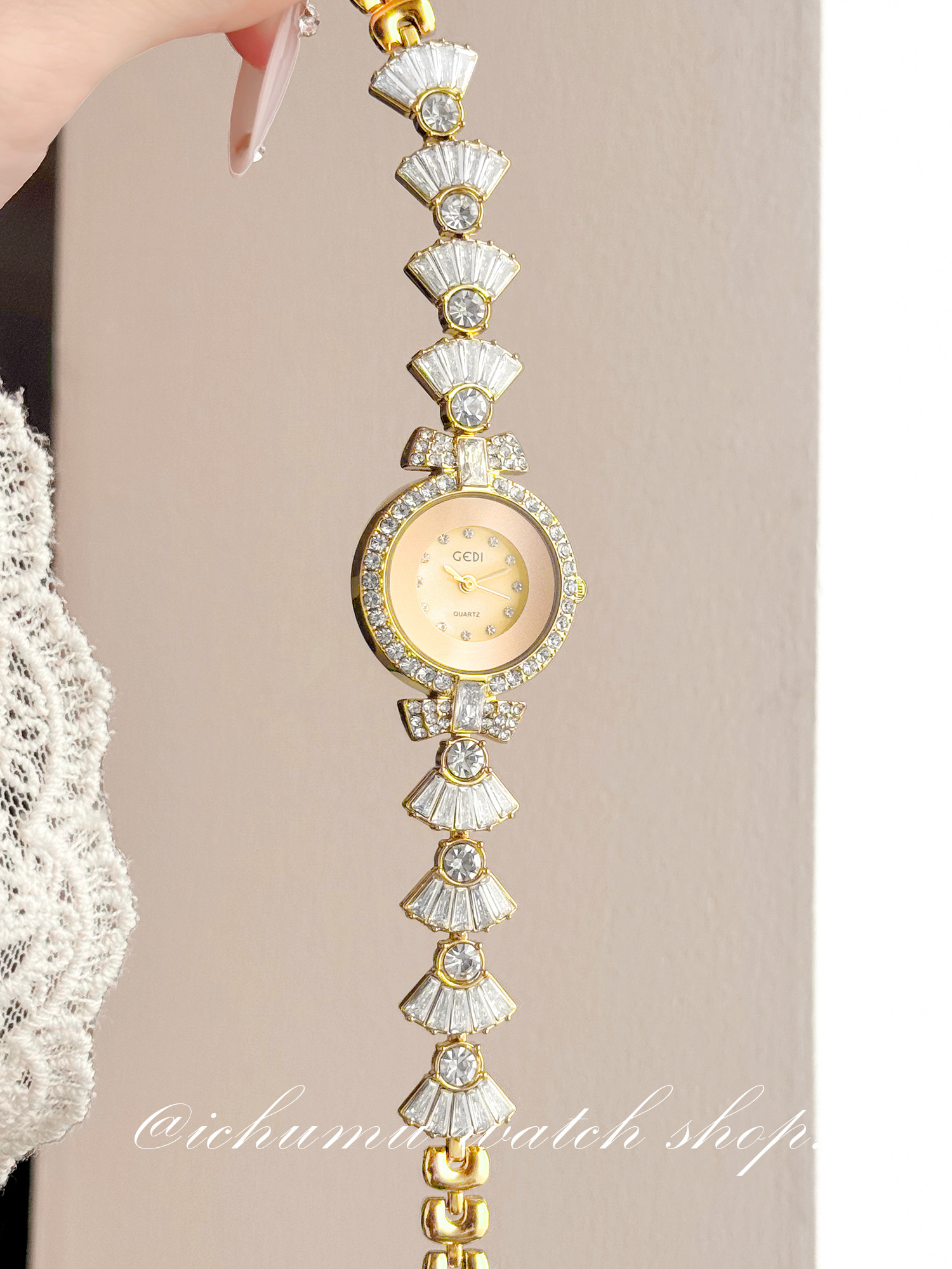 Luxury Watch & Jewellery - Meerjungfrauen-Damenuhr: Luxuriöse Nischen-Diamantarmbanduhr mit Quarzwerk –