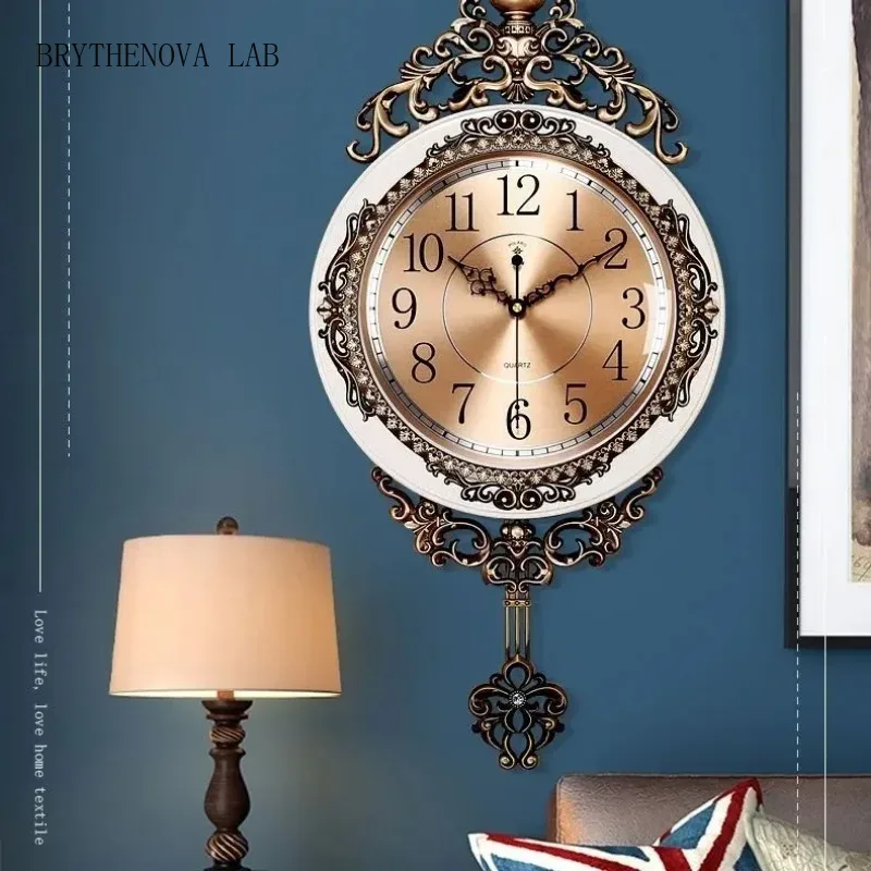 Große Luxuriöse Goldene Wanduh – Luxury Watch Europe Bewertung und Preis